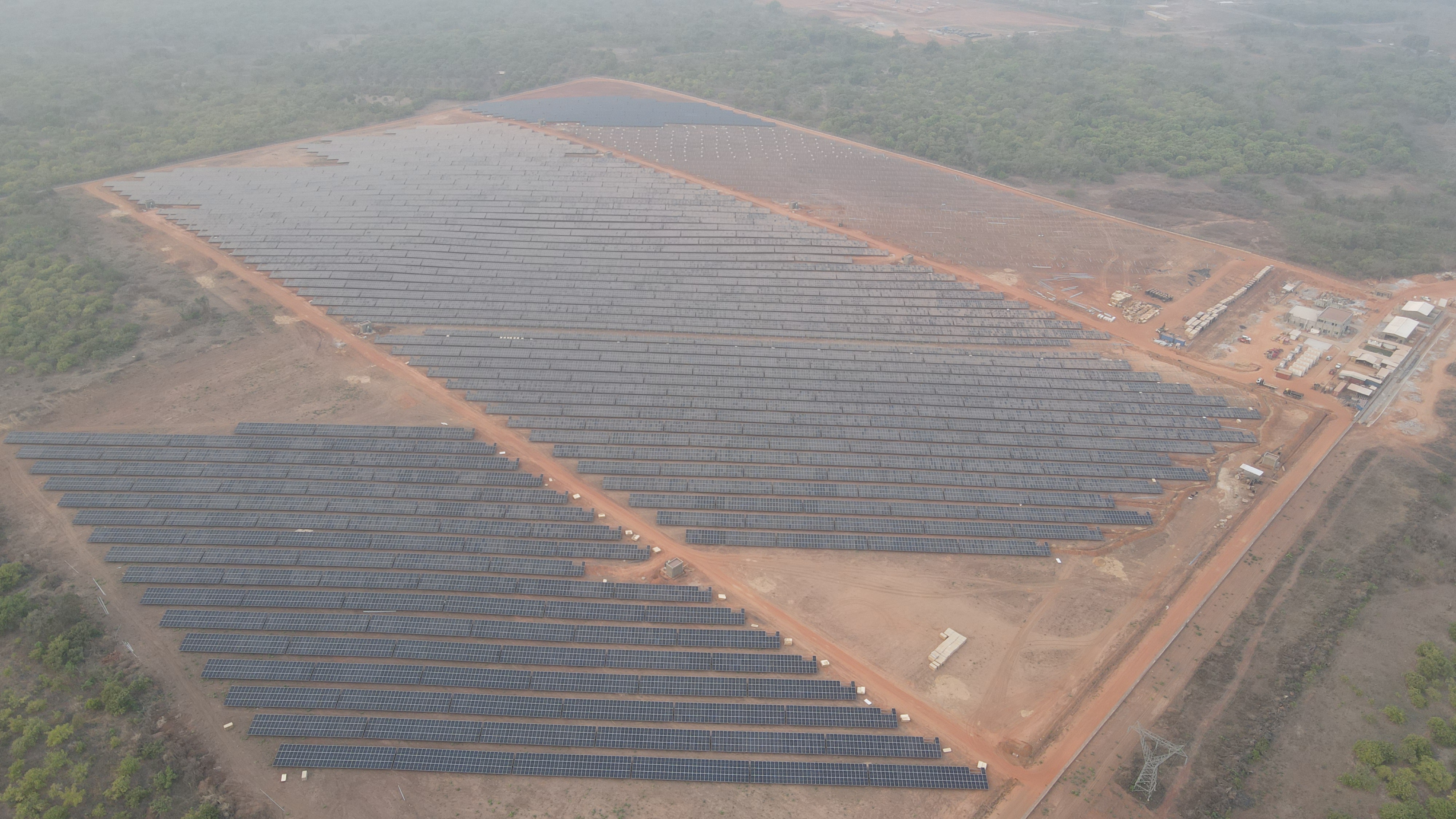 Premier projet hybride -photovoltaïque et stockage- au Nord de la Côte d’Ivoire